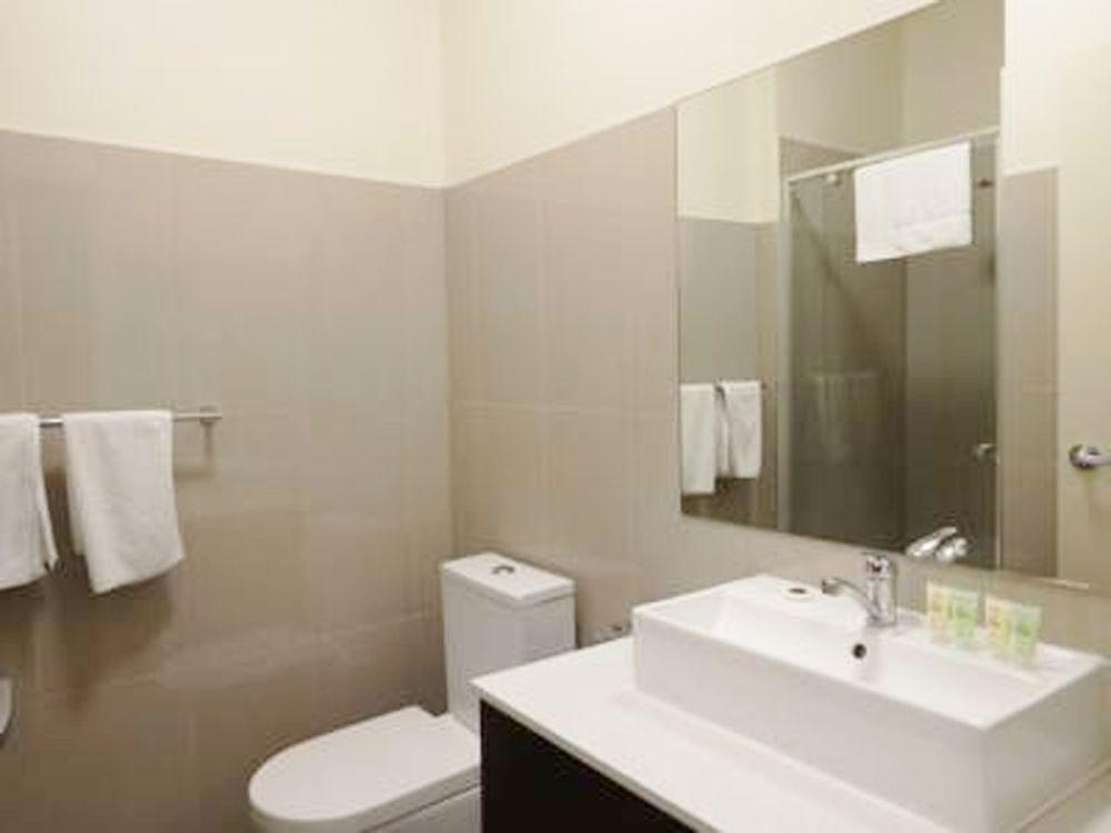 Naughtons Hotel Мельбурн Экстерьер фото